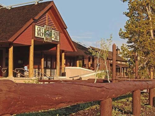 Old Faithful Snow Lodge Exterior foto